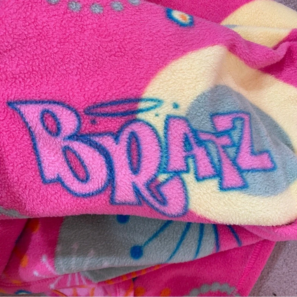 Y2K BRATZ Girl Dolls Hot Pink Starburst Preppy KidCore Twin Full Fleece Blanket